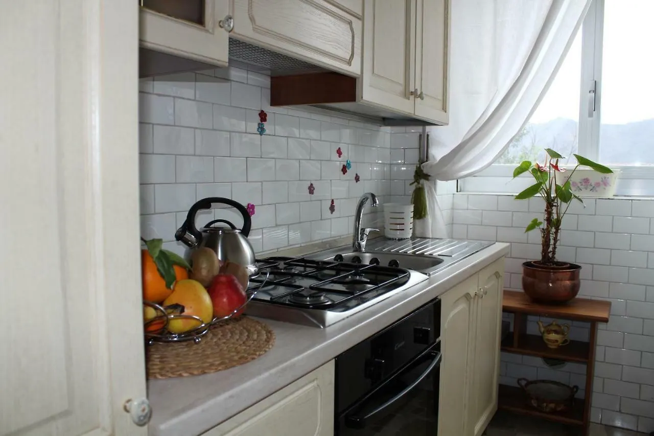 Como Happy Days Apartamento 0*,